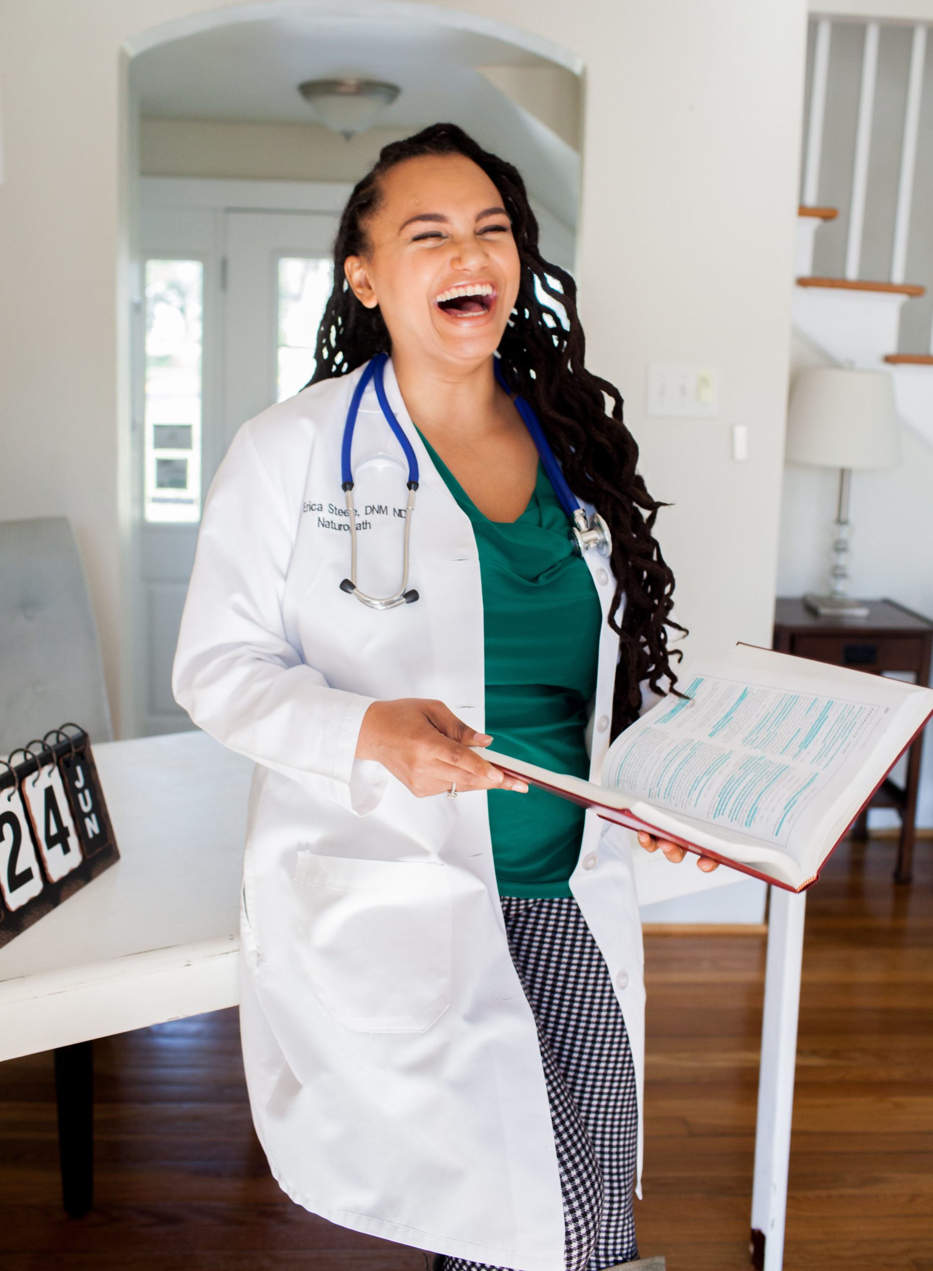Dr Steele, Holistic Doctor